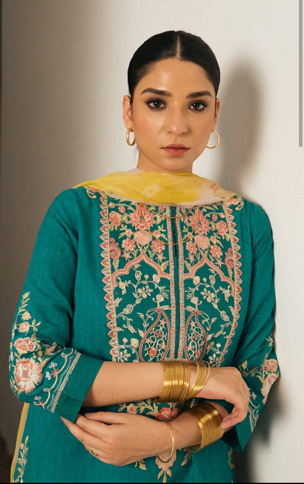 img_coco_by_zara_shahjahan_vol_2_awwal_boutique