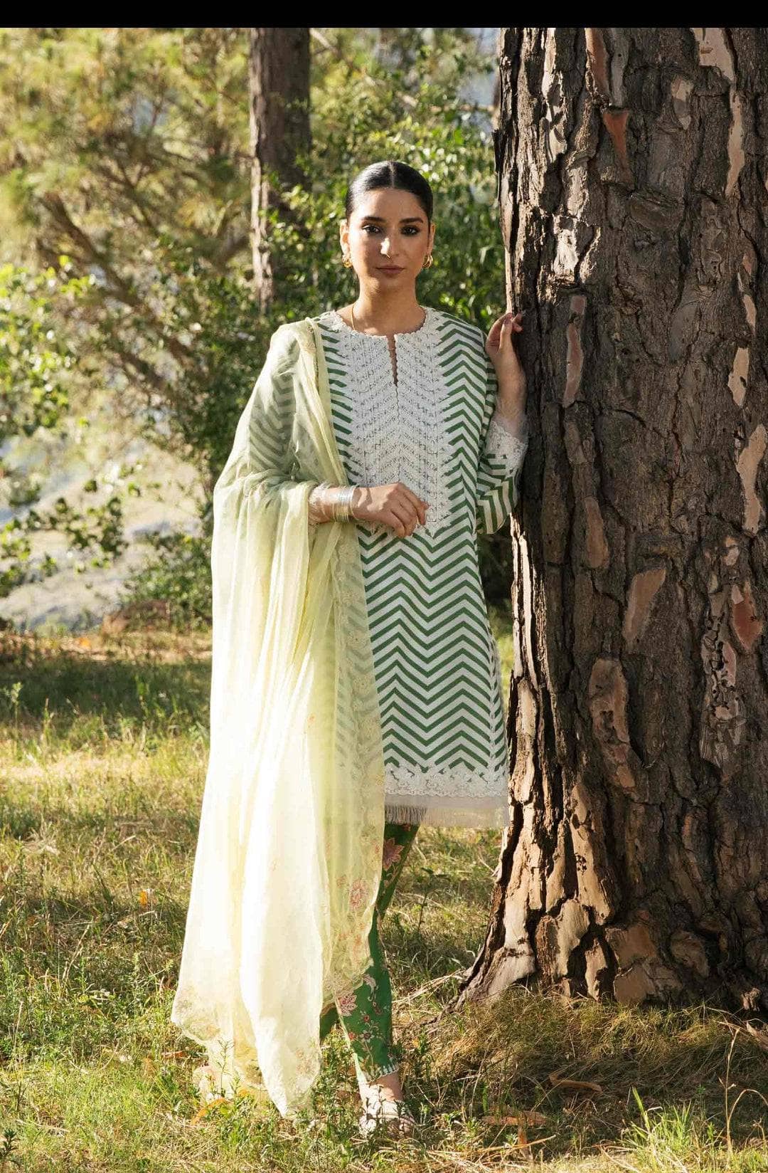img_coco_by_zara_shahjahan_vol_2_awwal_boutique