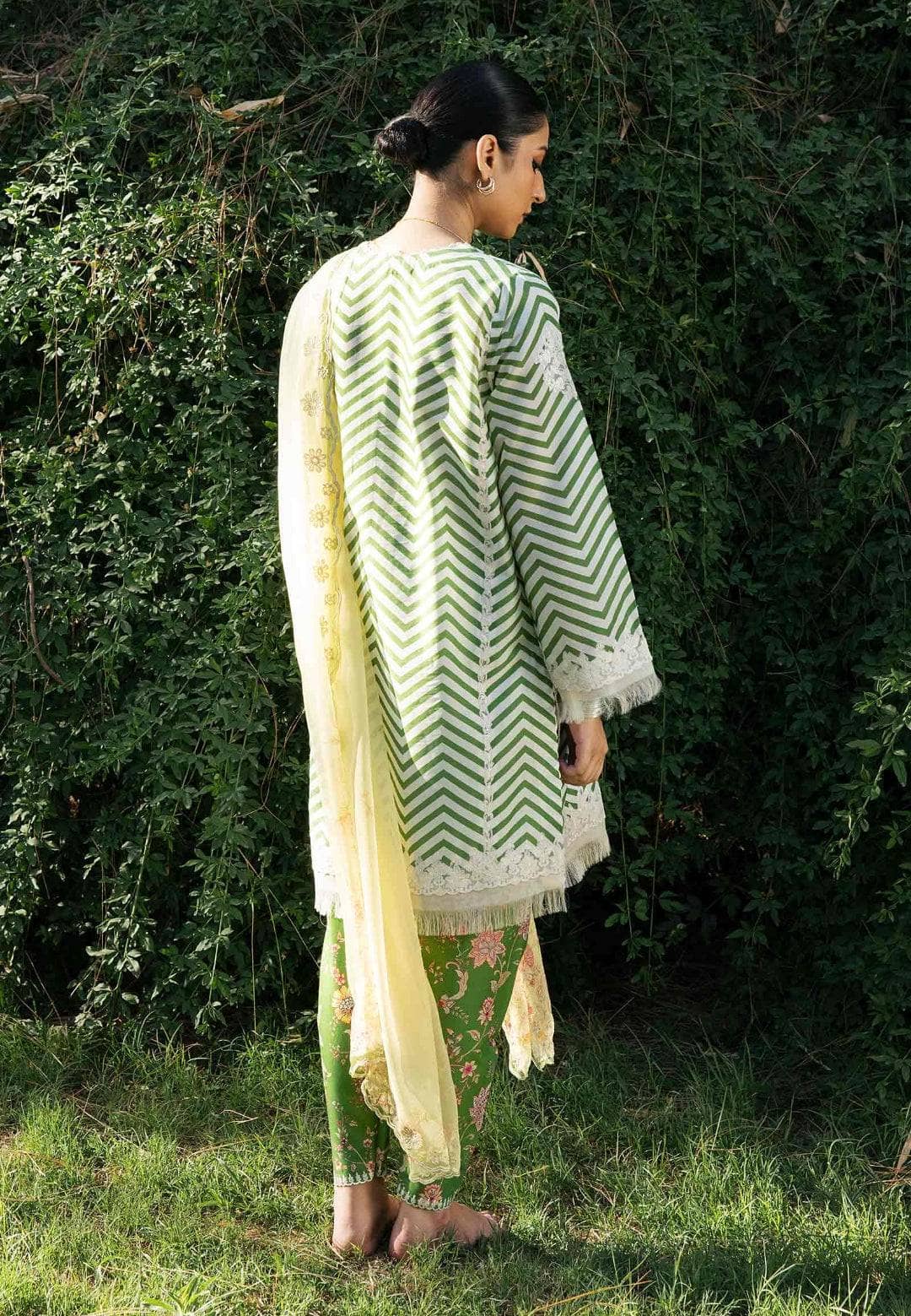 img_coco_by_zara_shahjahan_vol_2_awwal_boutique