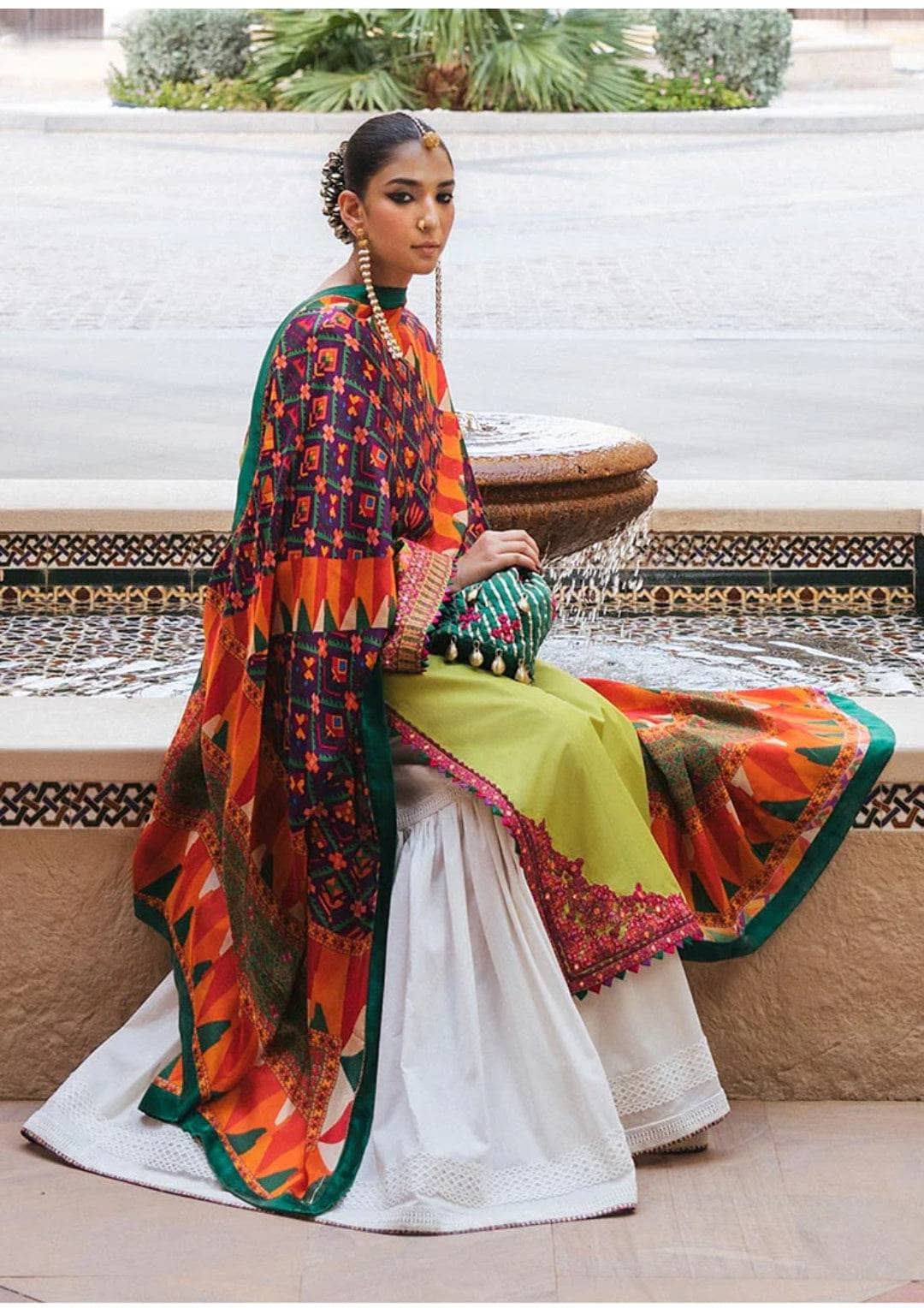 img_hussain_rehar_sarab_awwal_boutique