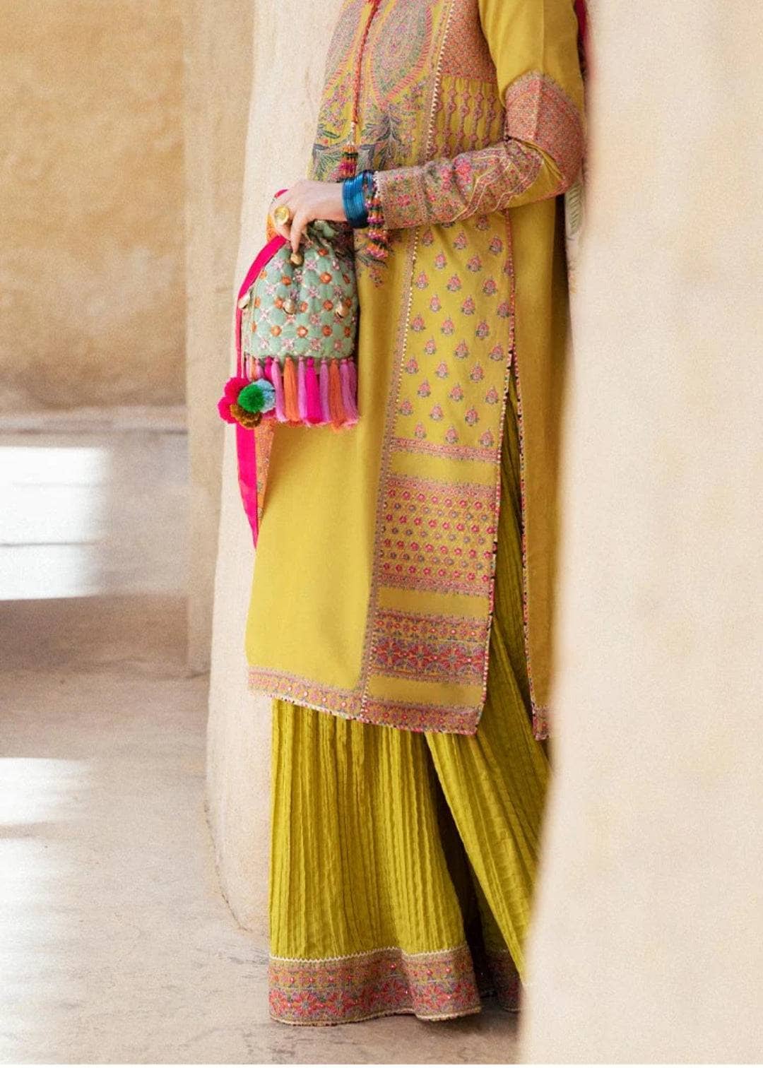 img_hussain_rehar_sarab_awwal_boutique