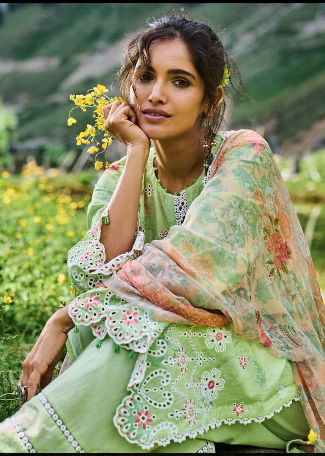 Img_summer_printkari_lawn_22_awwal_boutique