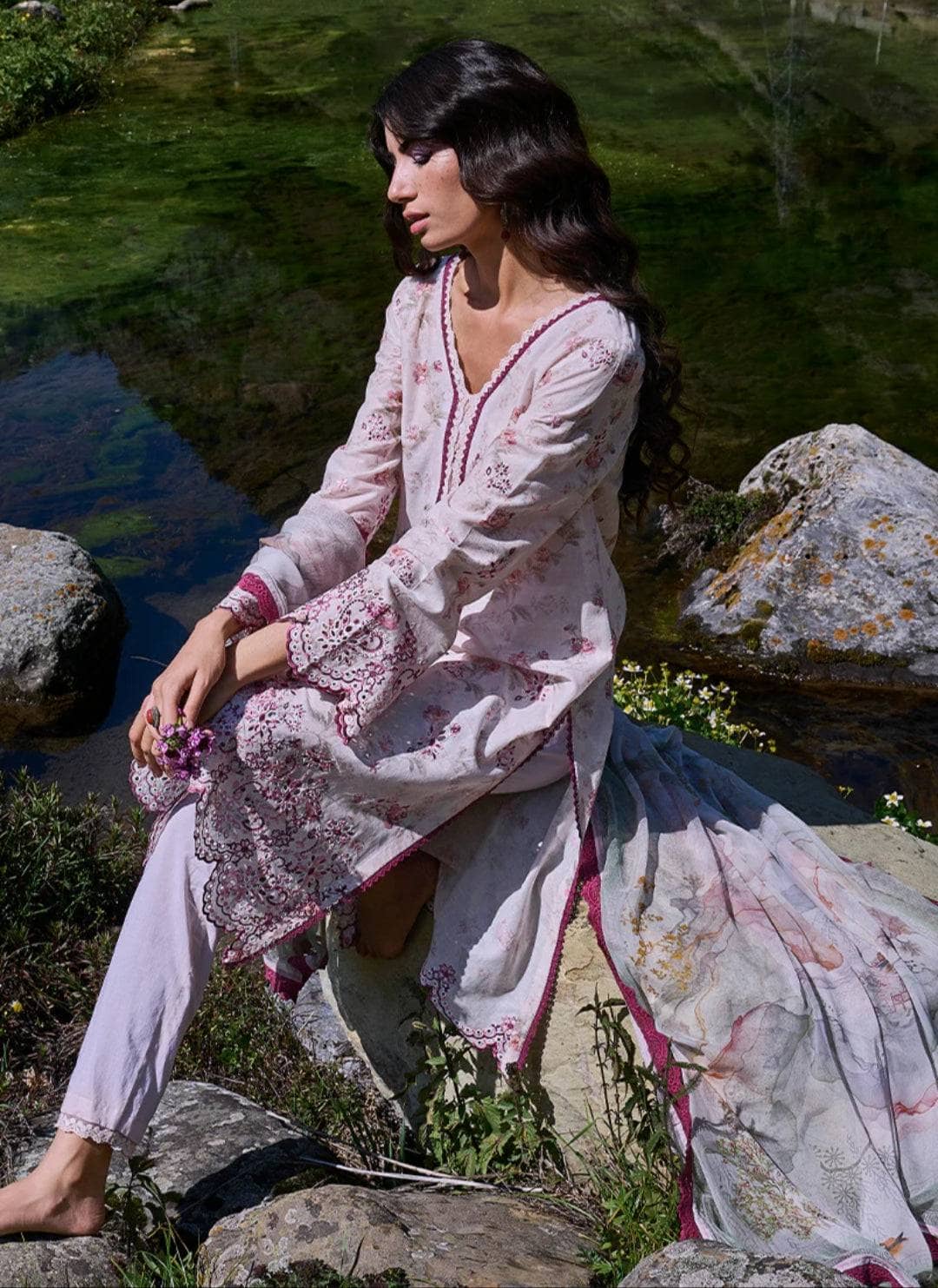 Img_summer_printkari_lawn_22_awwal_boutique