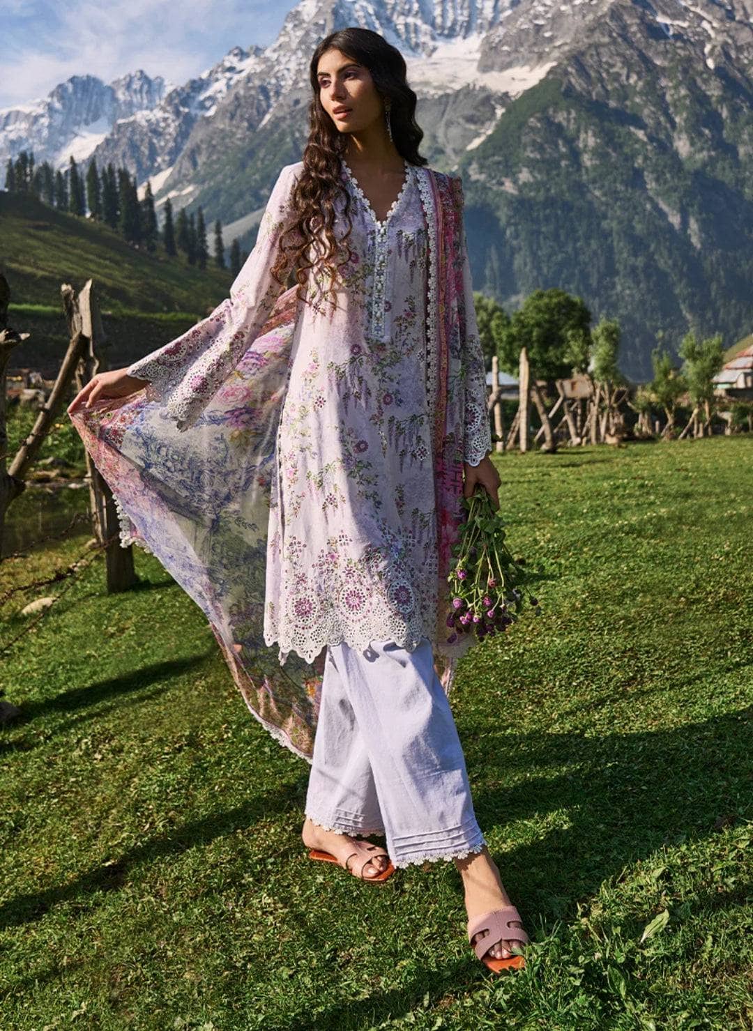 Img_summer_printkari_lawn_22_awwal_boutique