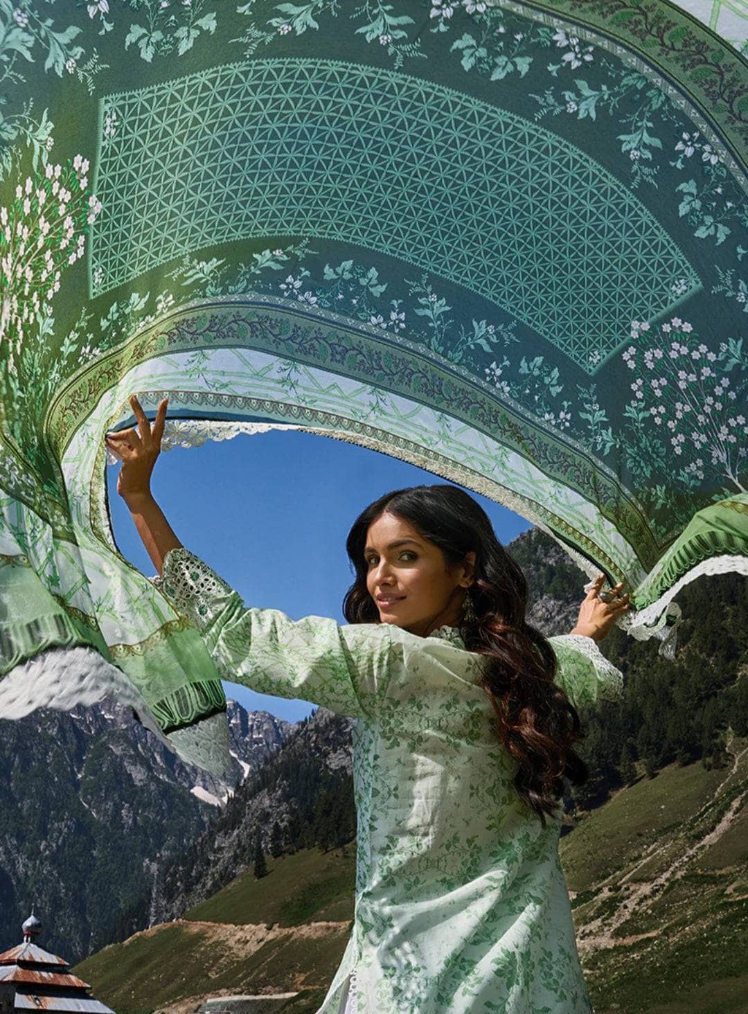 Img_summer_printkari_lawn_22_awwal_boutique