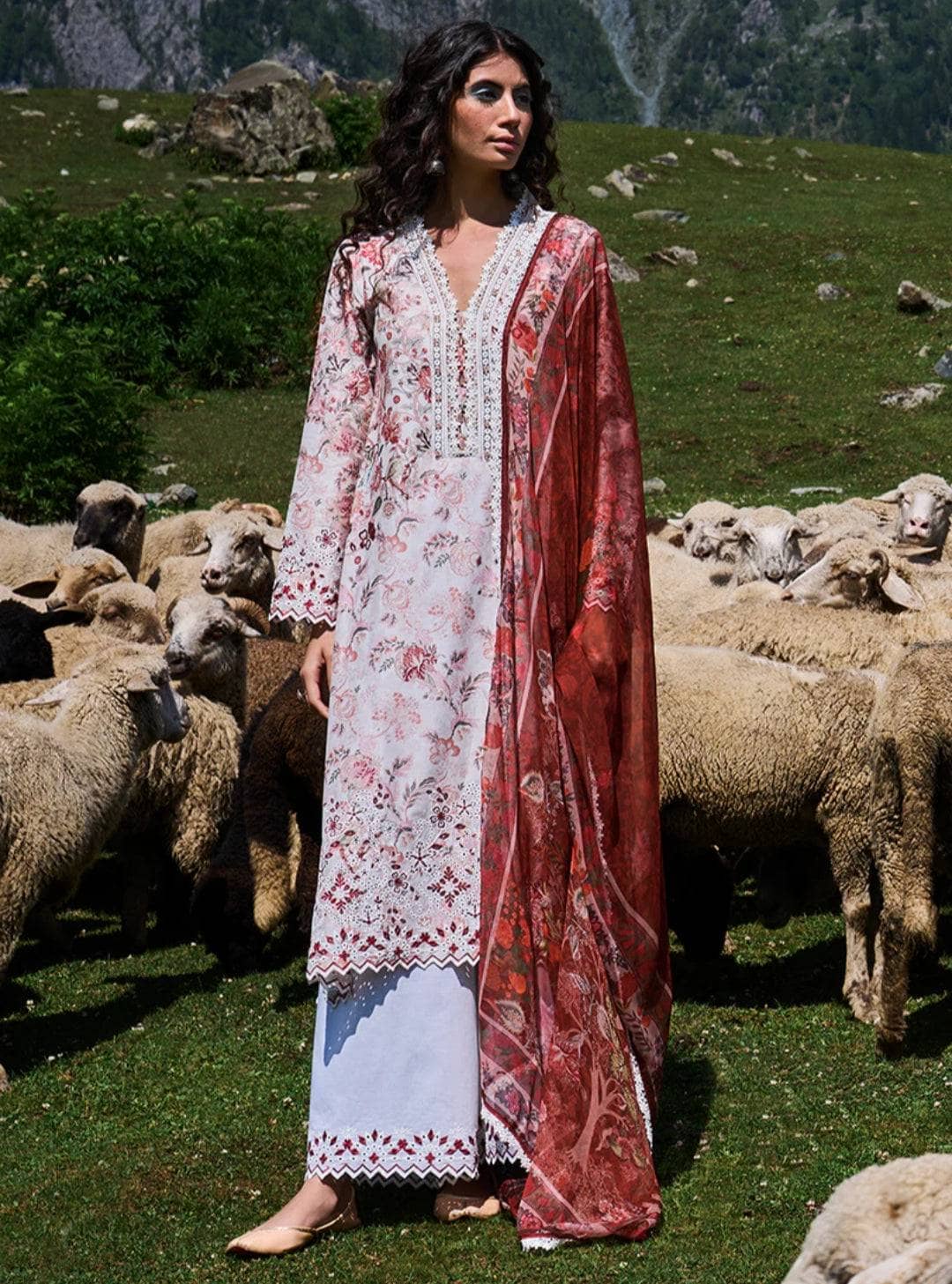 Img_summer_printkari_lawn_22_awwal_boutique