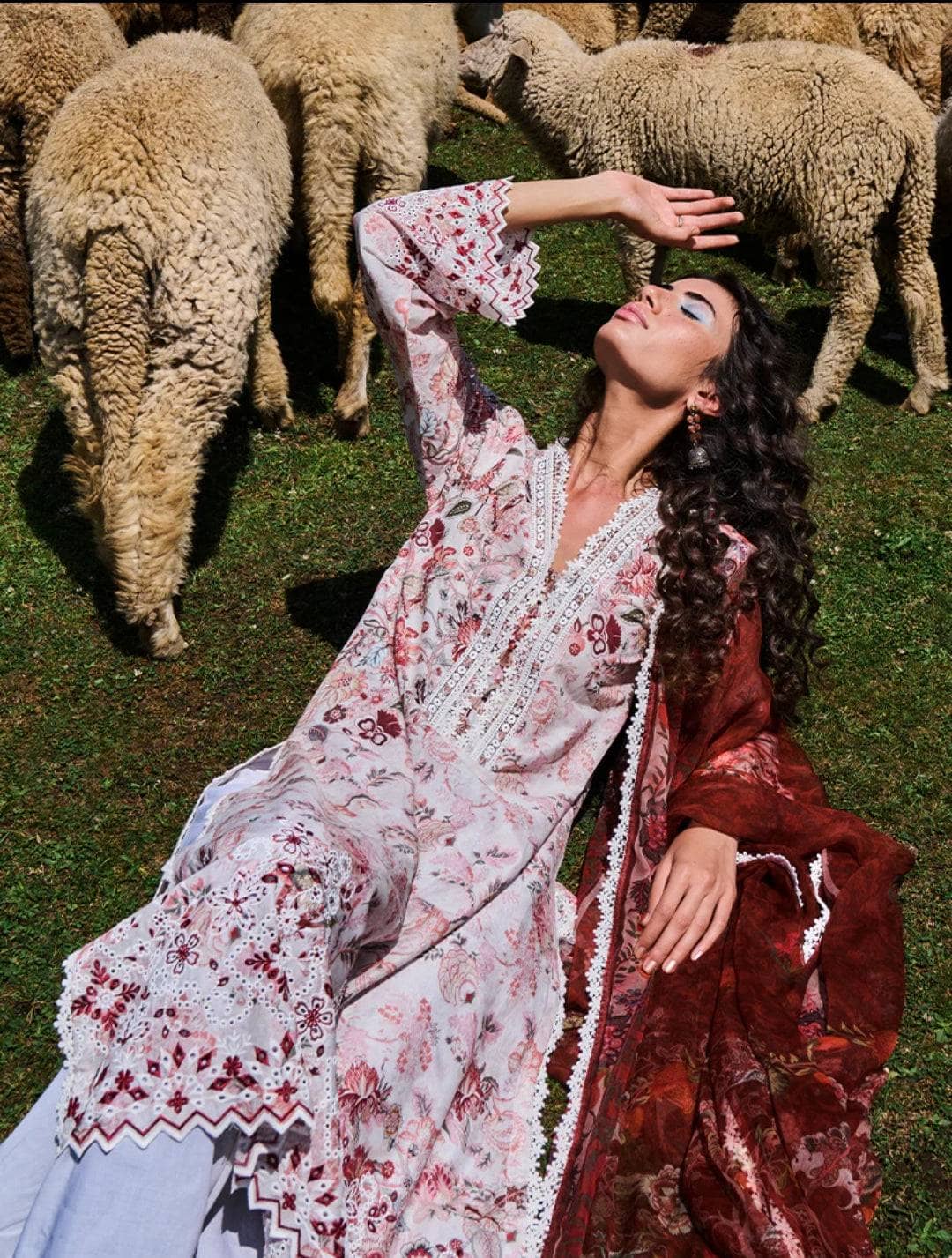 Img_summer_printkari_lawn_22_awwal_boutique