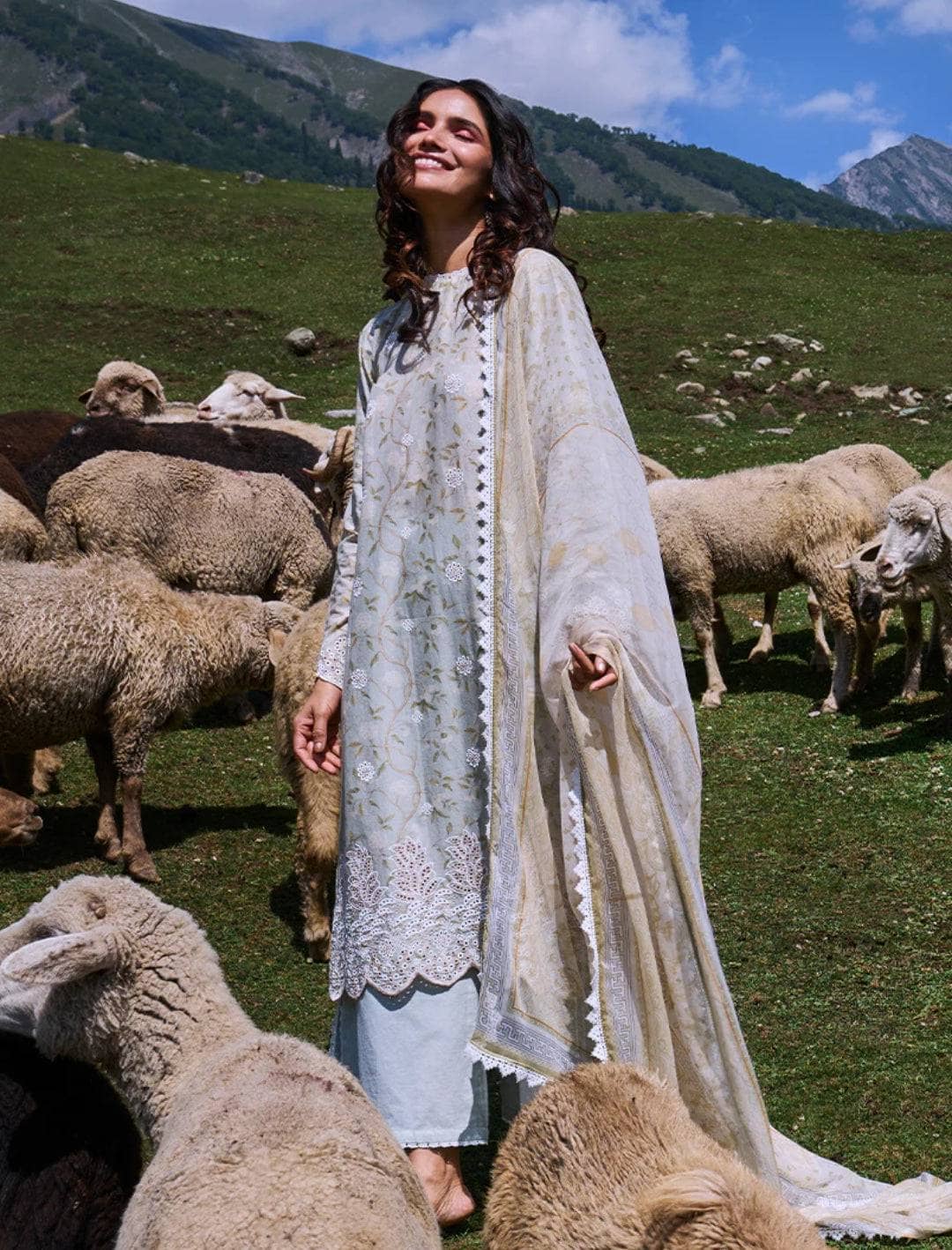 Img_summer_printkari_lawn_22_awwal_boutique