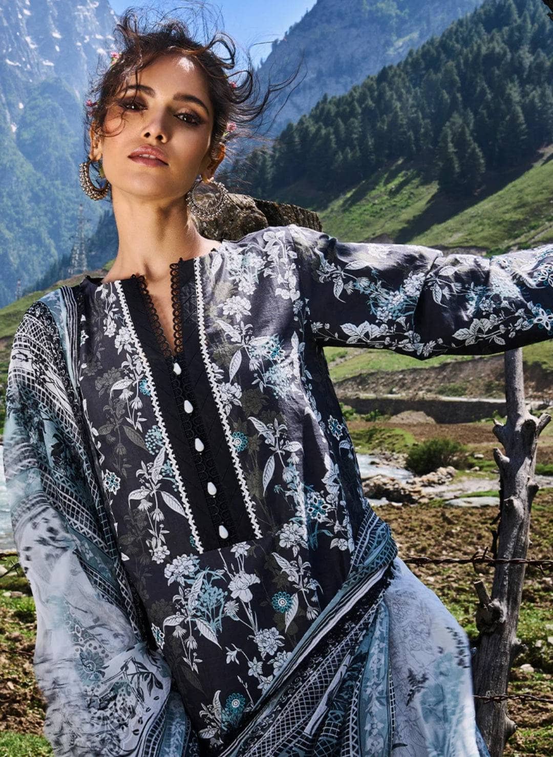 Img_summer_printkari_lawn_22_awwal_boutique