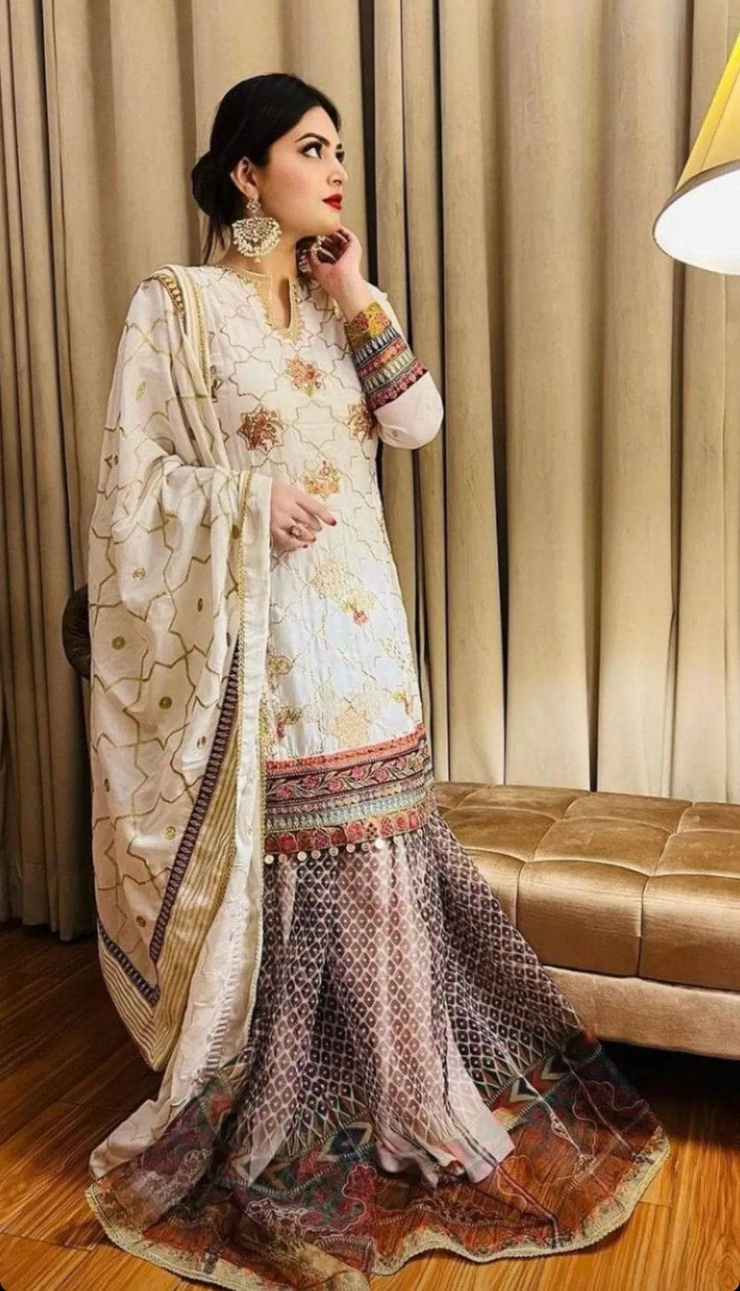 Spotted in Elan Lawn/EL22-05 B (REEM)