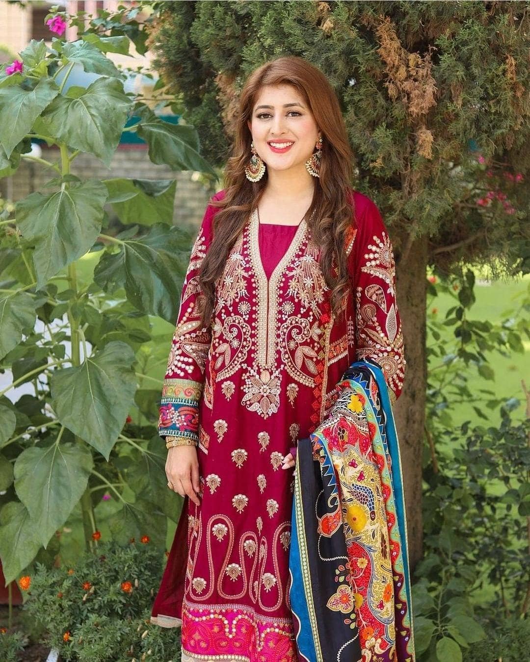 img_elan_lawn_22_awwal_boutique