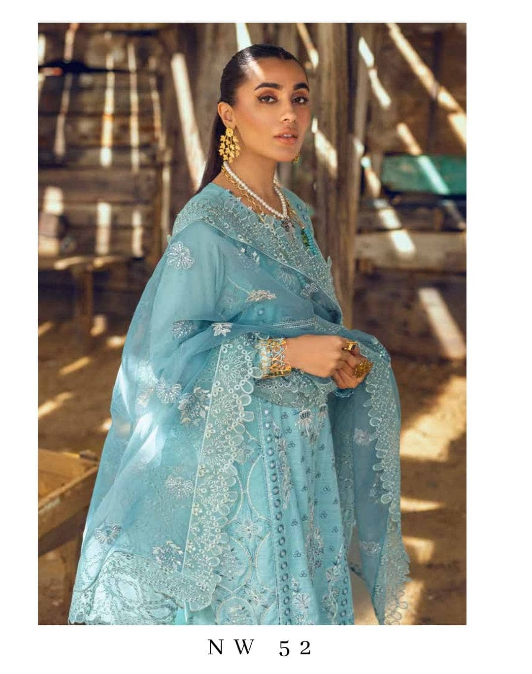 img_nureh_karavan_jacquard_awwal_boutique