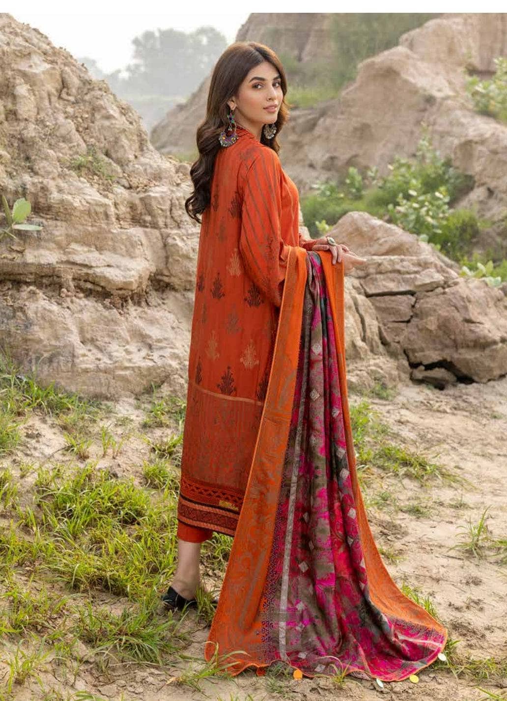 img_marina_jacquard_shawl_collection_by_charizma_awwal_boutique