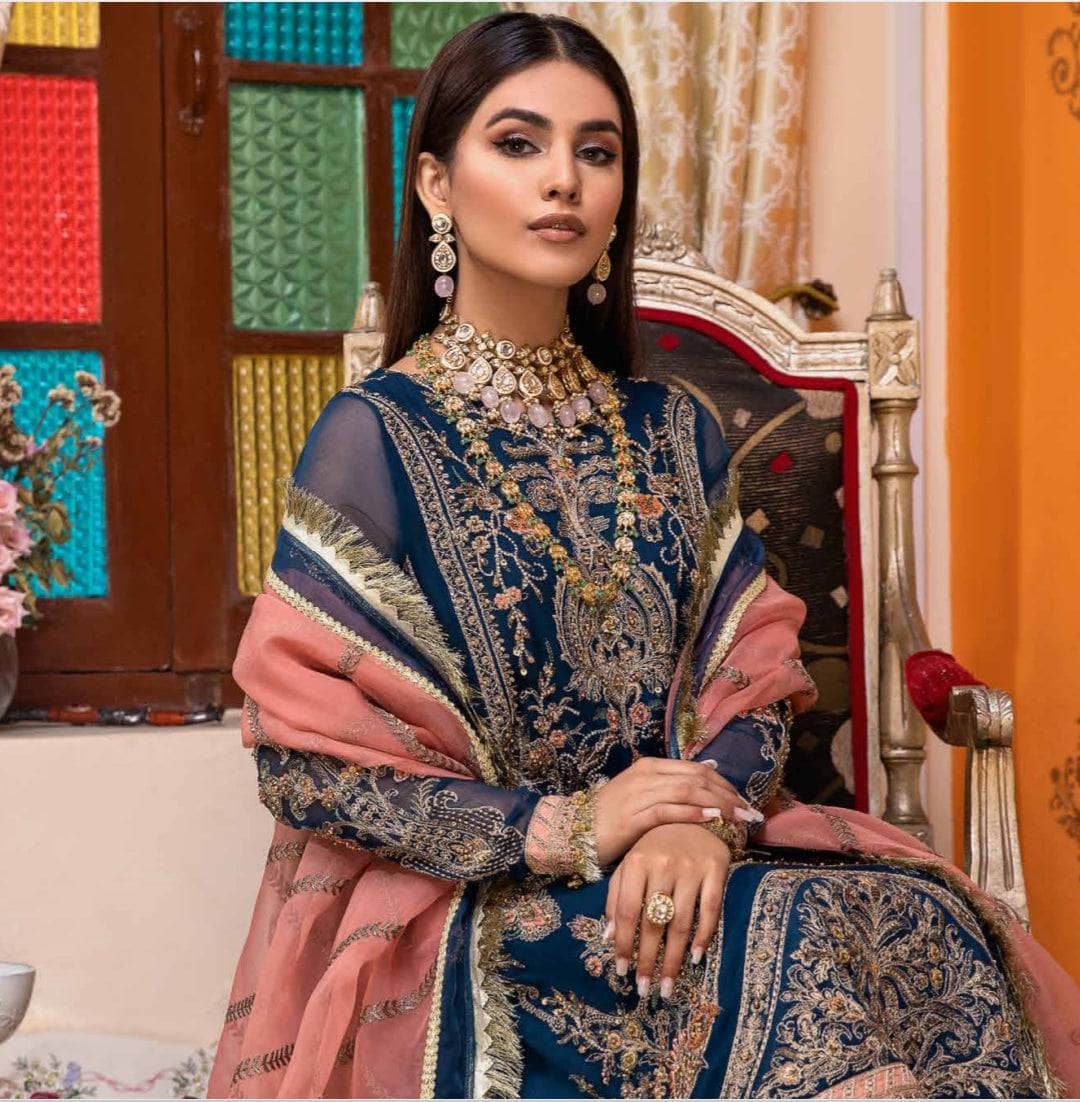 img_charizma_dastan_e_jashn_awwal_boutique