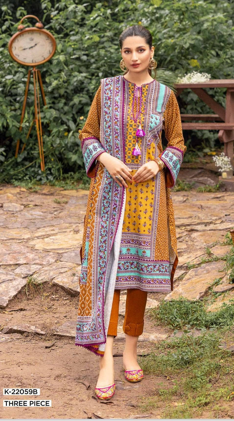 img_gul_ahmed_khaddar_awwal_boutique