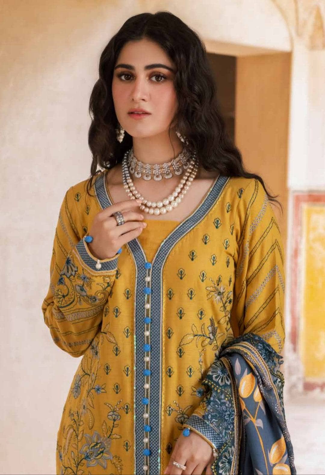 img_nureh_maya_khaddar_awwal_boutique