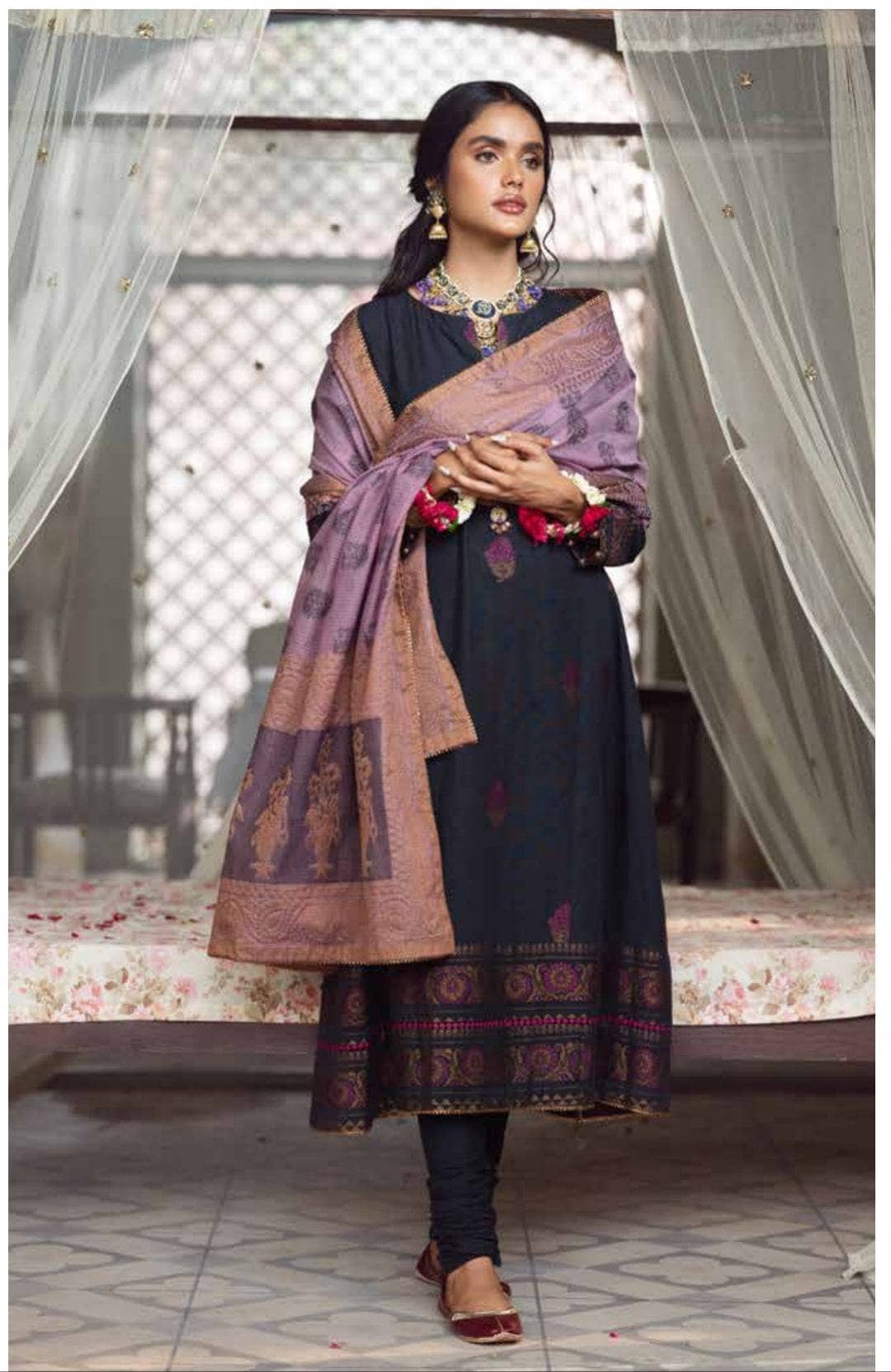 img_gul_ahmed_winter_2022_awwal_boutique