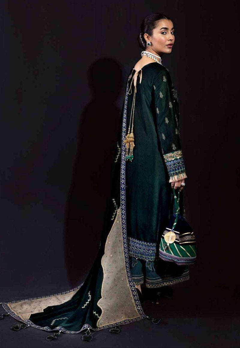 img_nureh_maya_velvet_awwal_boutique