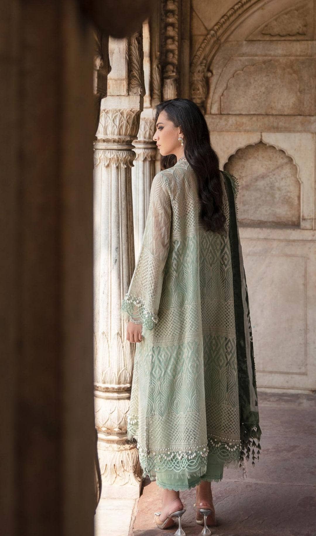 img_sana_safinaz_winter_luxury_awwal_boutique