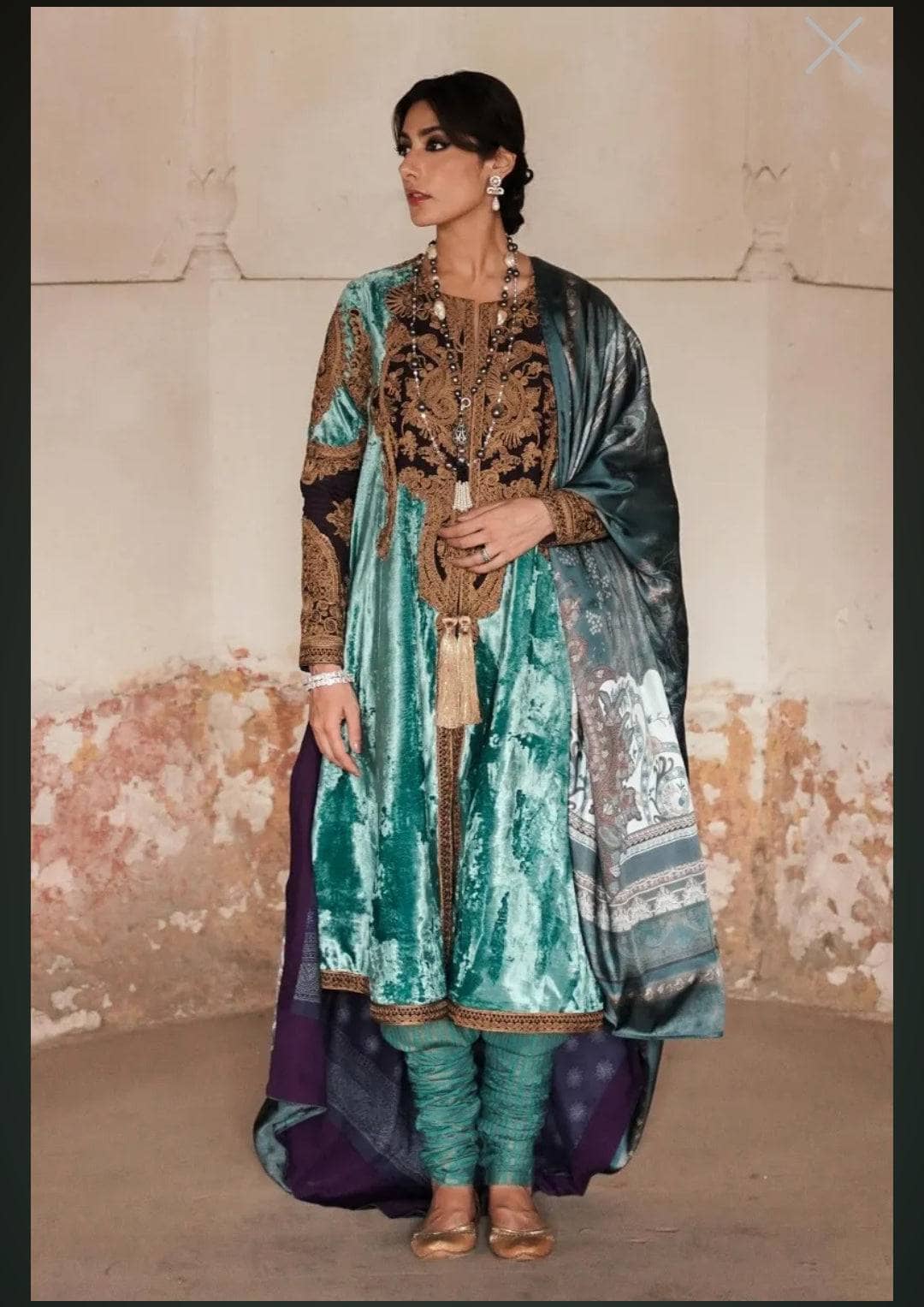 img_sana_safinaz_winter_luxury_awwal_boutique