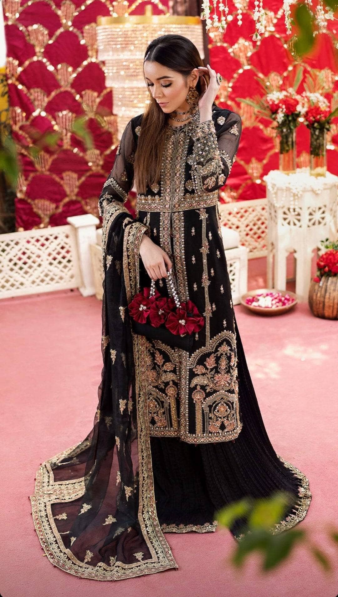 img_maria_osama_khan_wedding_edition_awwal_boutique