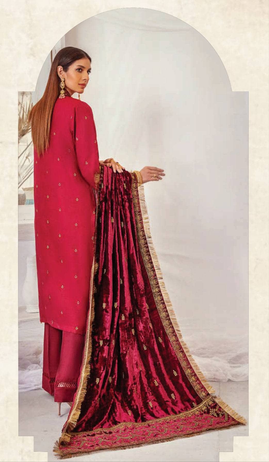 img_lavish_by_panache_velvet_embroidered_shawls_awwal_boutique