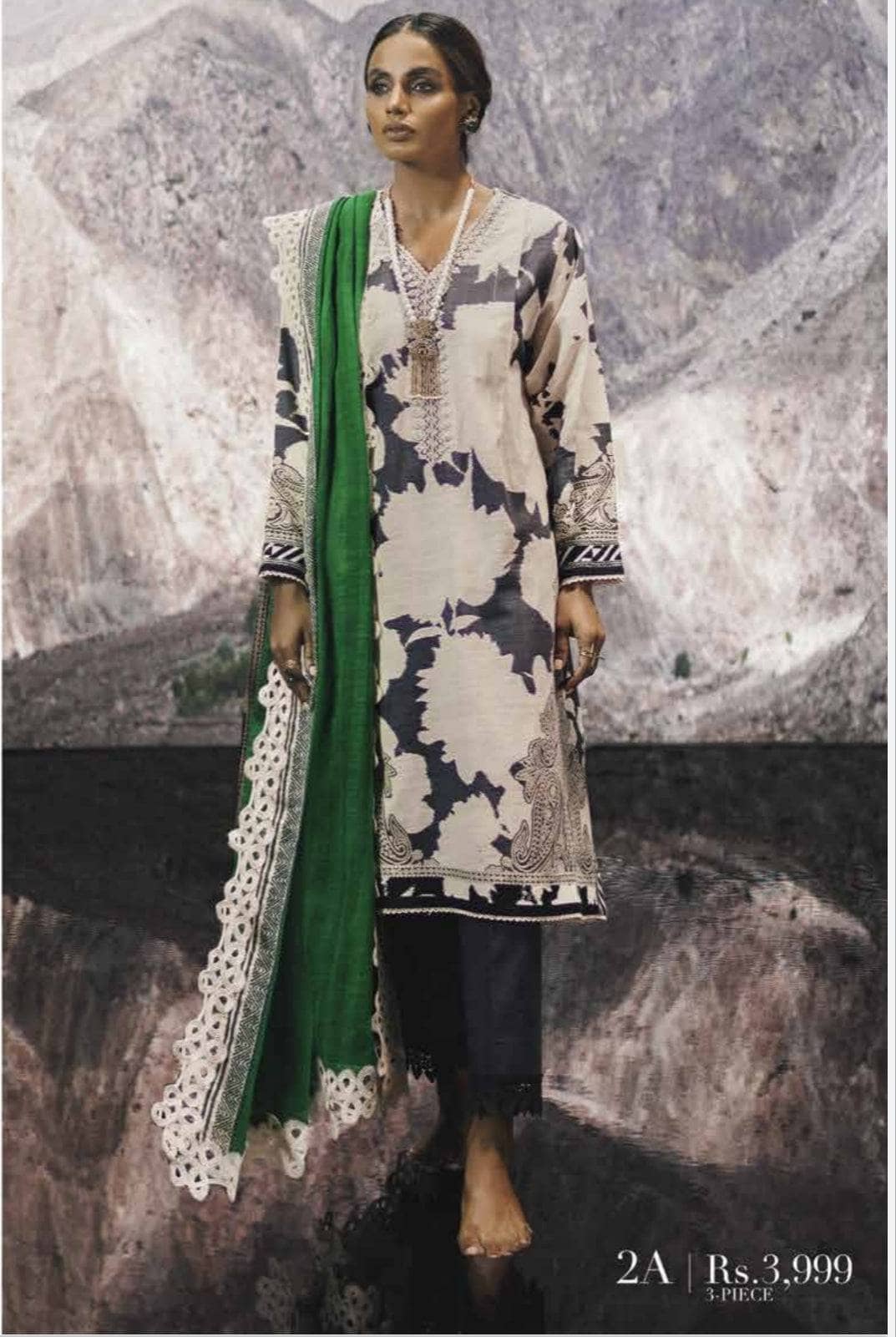 img_sana_safinaz_mahay_winter_22_awwal_boutique