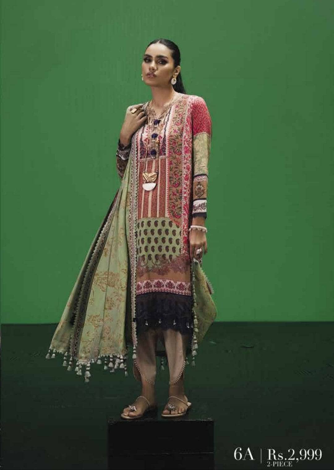 img_sana_safinaz_mahay_winter_22_awwal_boutique