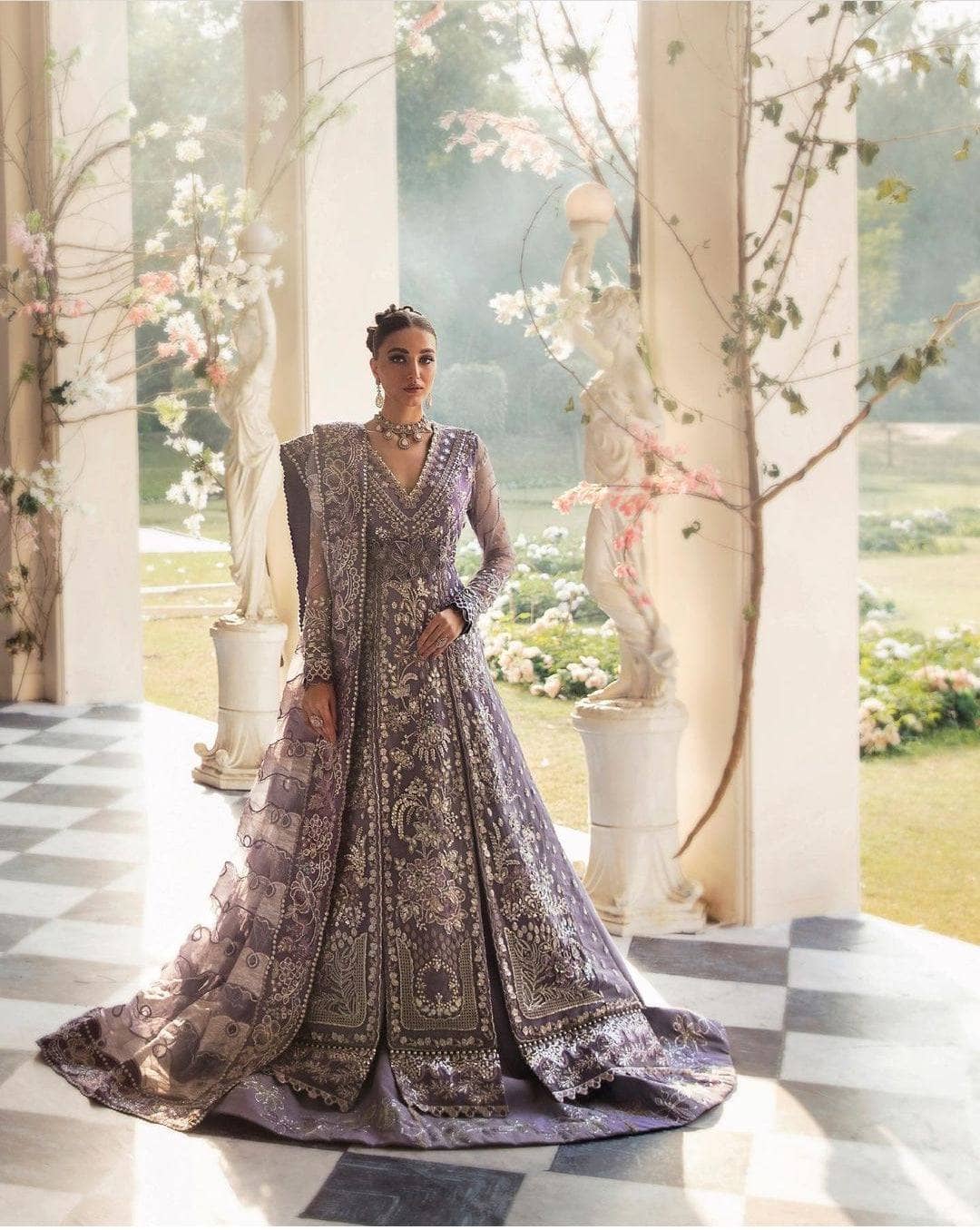 Img_republic_womens_wear_wedding_lehanga_awwal_boutique