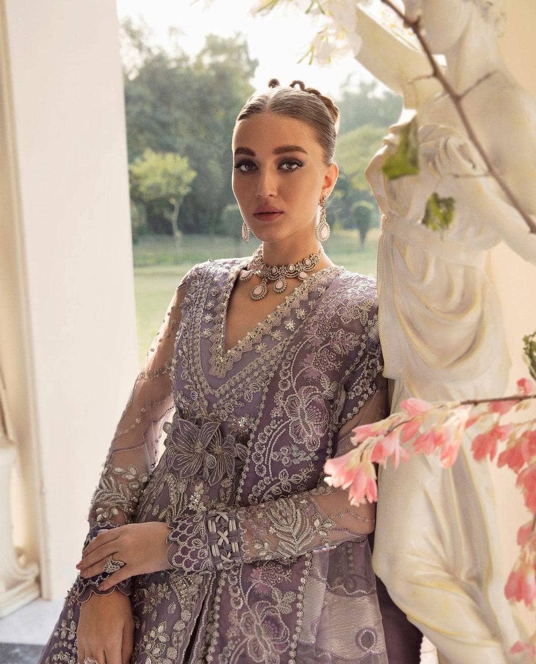 Img_republic_womens_wear_wedding_lehanga_awwal_boutique