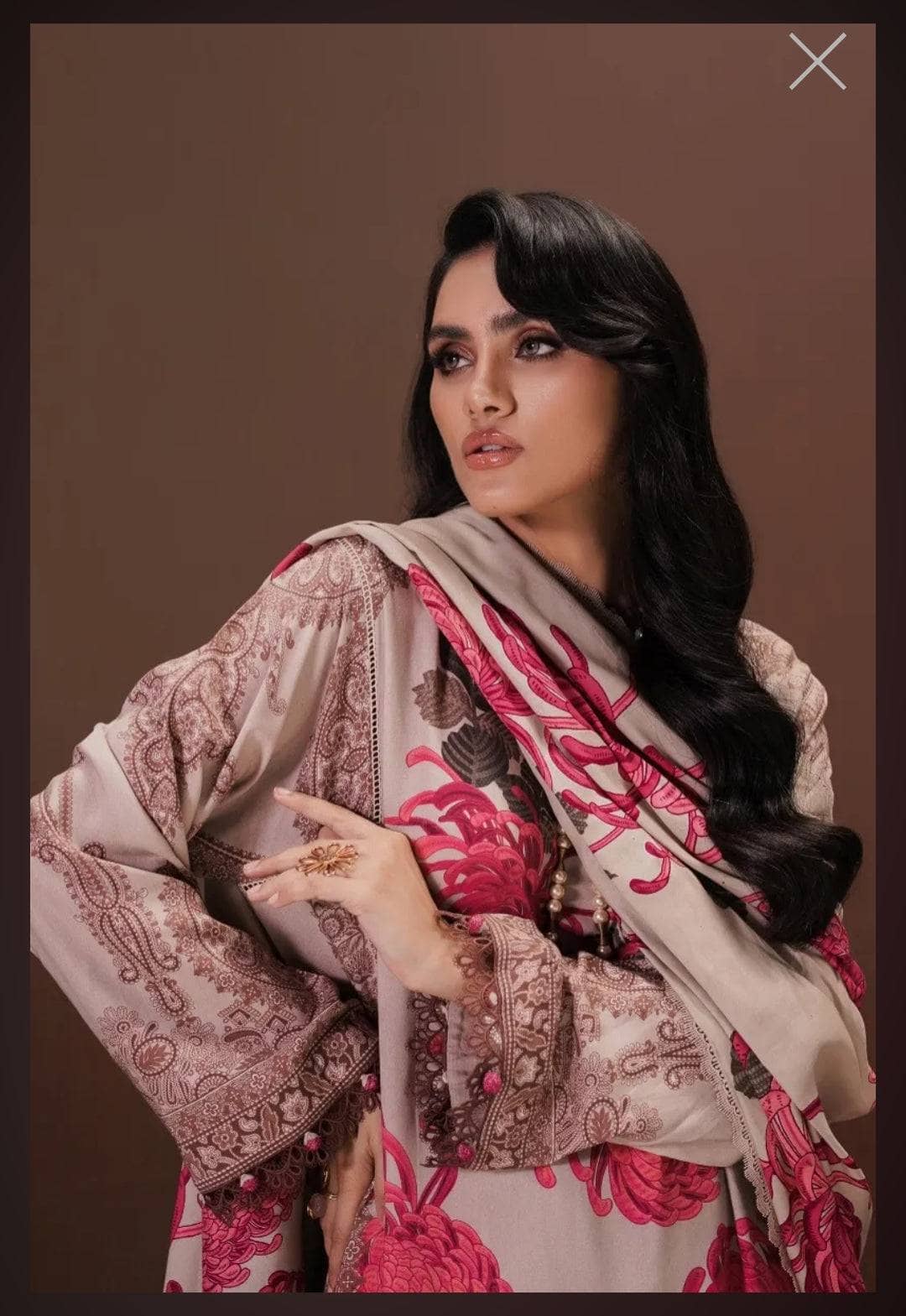 img_sana_safinaz_mahay_winter_22_awwal_boutique