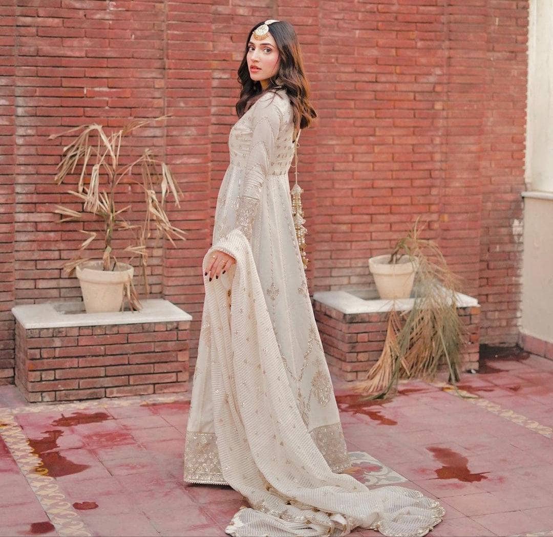 Spotted in Afrozeh Divani The Silk Edit/Saaz