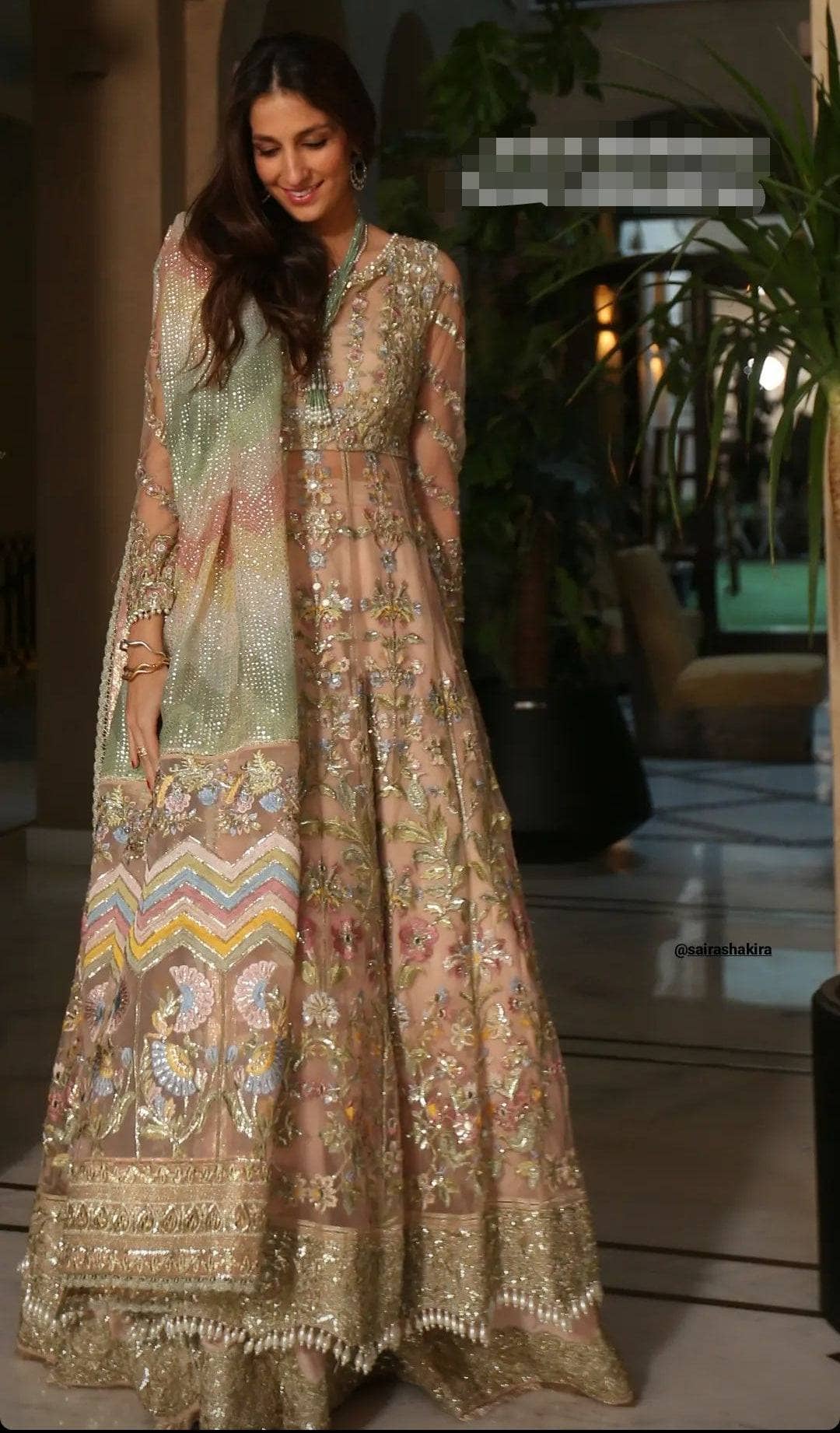 img_crimson_wedding_awwal_boutique