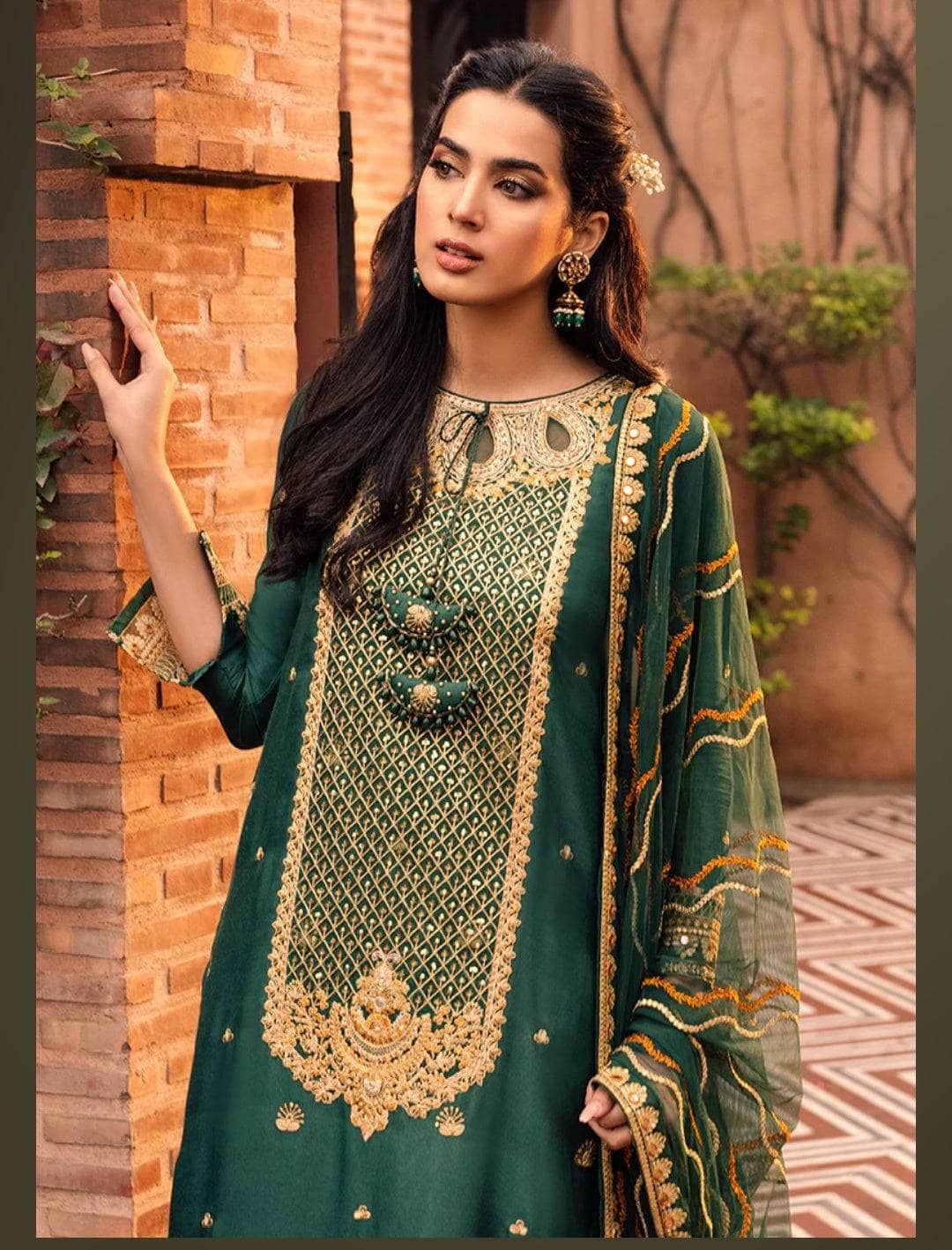 img_cross_stitch_luxury_formals_awwal_boutique