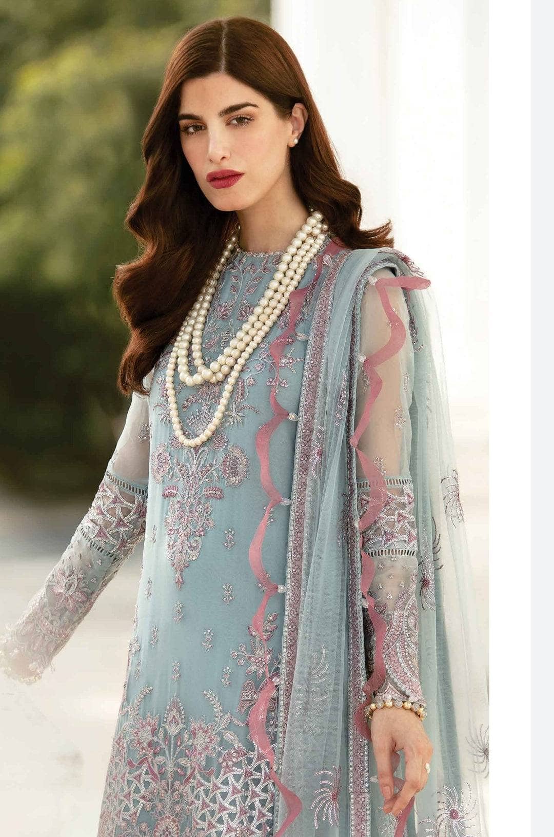 img_afrozeh_la_fuchsia_awwal_boutique