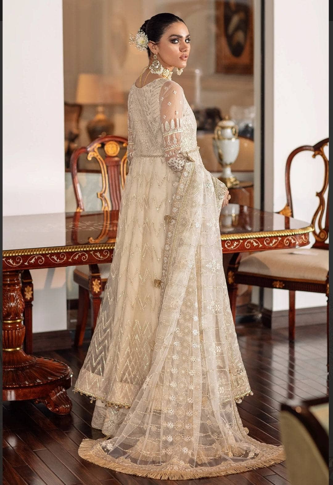 img_baroque_chantelle_awwal_boutique