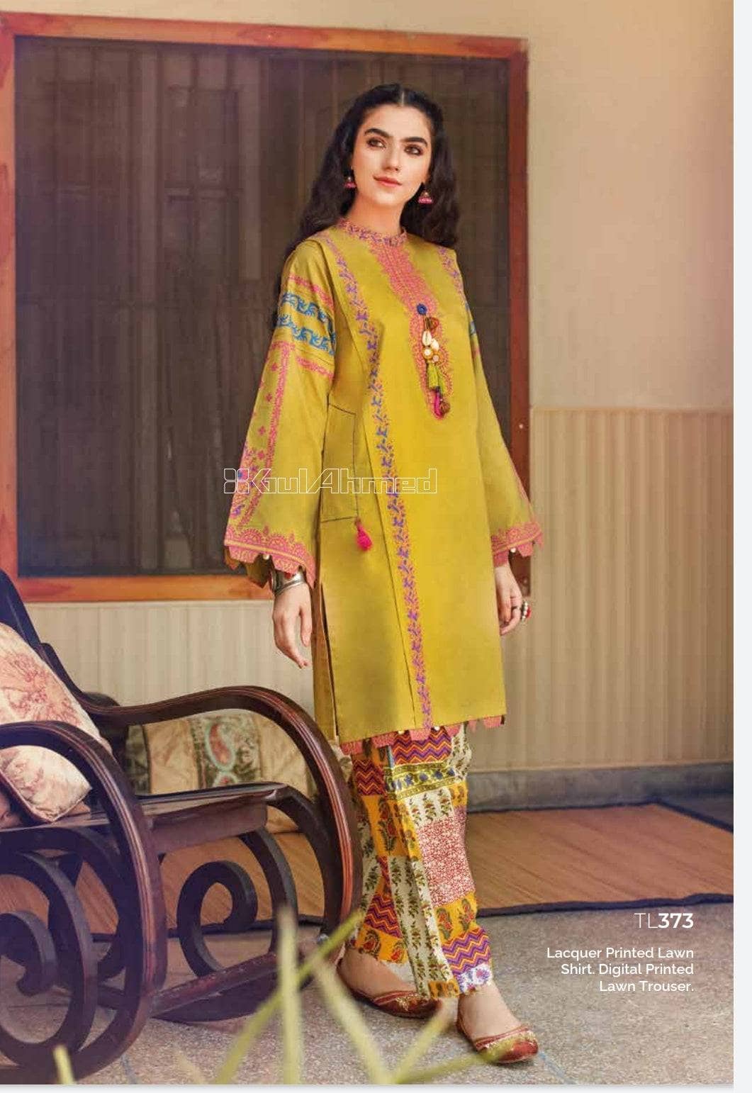 img_gul_ahmed_lawn_2022_awwal_boutique