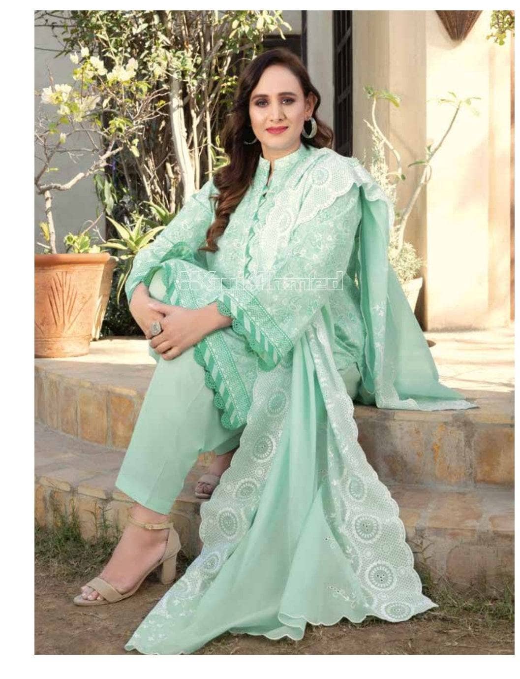 img_gul_ahmed_mothers_collection_2022_awwal_boutique