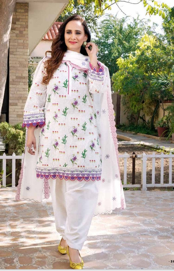 img_gul_ahmed_mothers_collection_2022_awwal_boutique