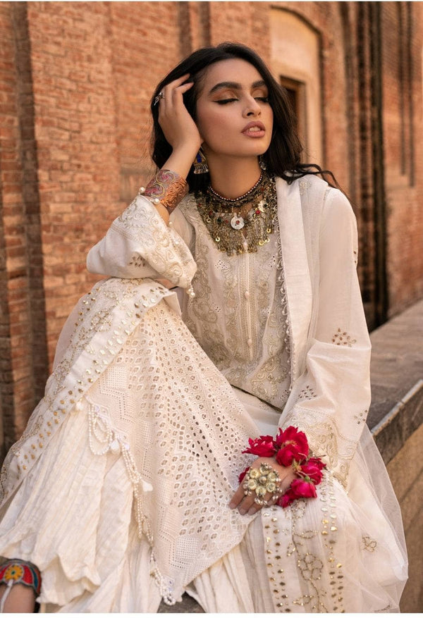 img_nureh_bazar_with_mukesh_dupatta_awwal_boutique