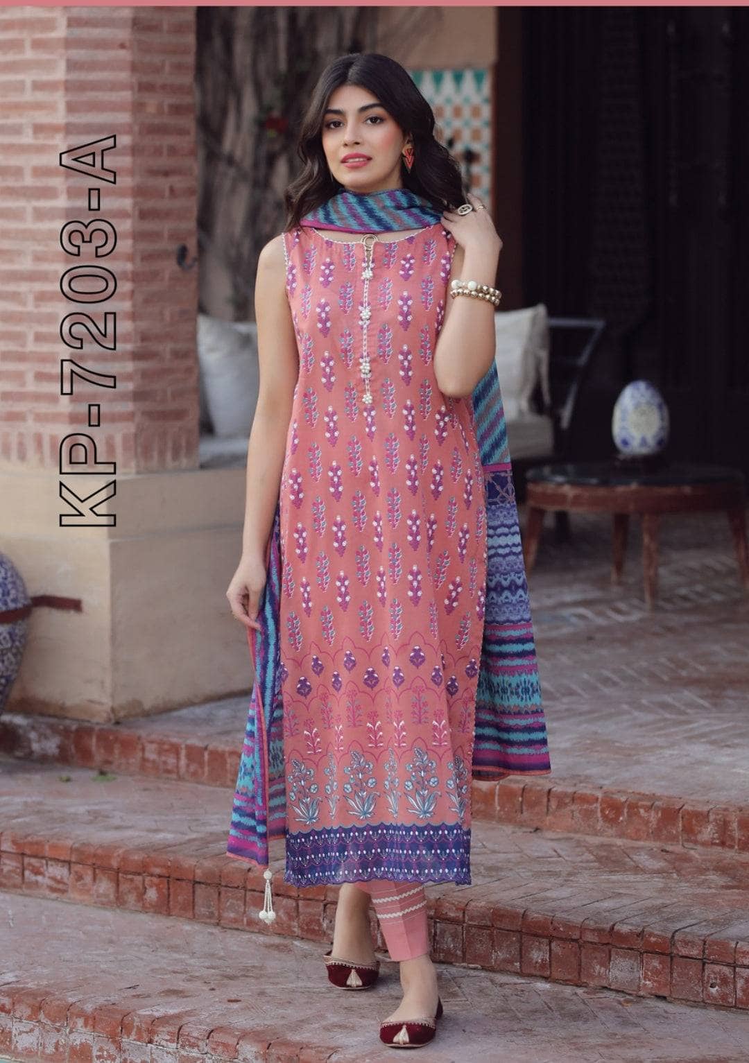 img_lsm_komal_lawn_2022_awwal_boutique