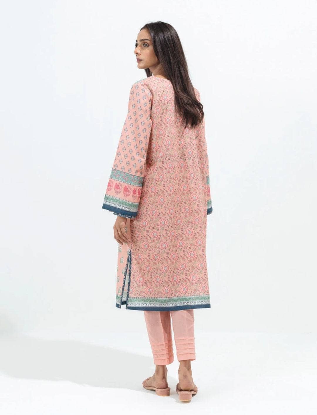 img_beechtree_lawn_22_awwal_boutique