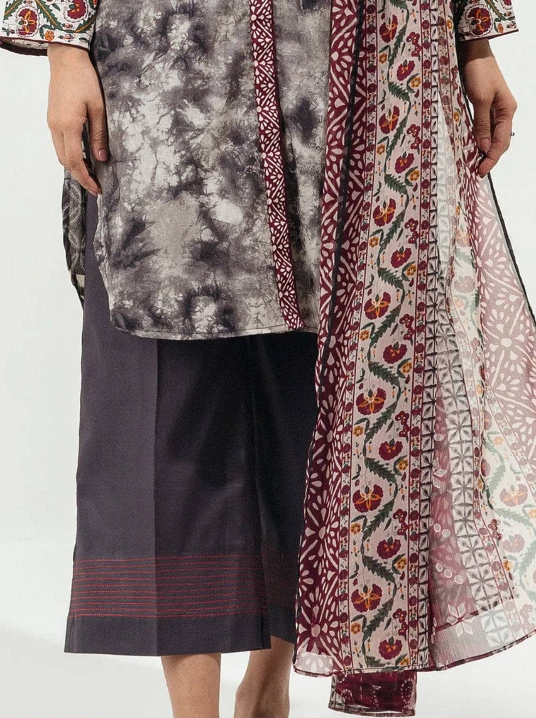 img_beechtree_lawn_22_awwal_boutique