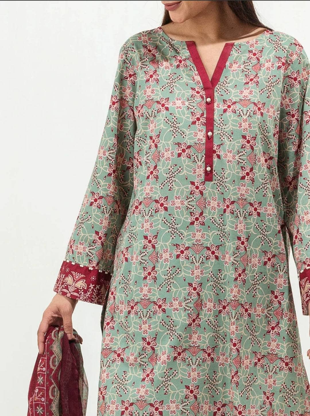 img_beechtree_lawn_22_awwal_boutique