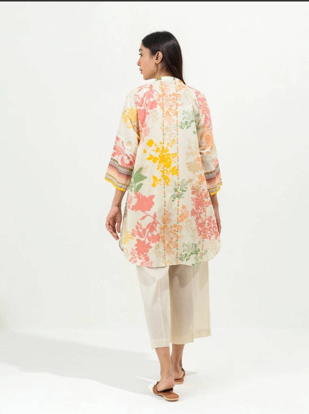 img_beechtree_lawn_22_awwal_boutique