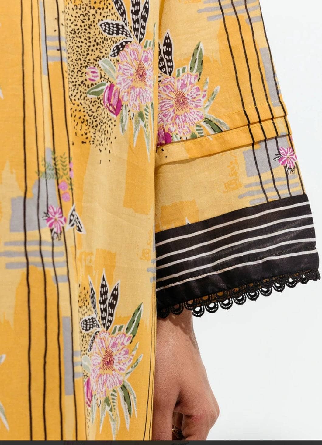 Img_beechtree_lawn_22_awwal_boutique