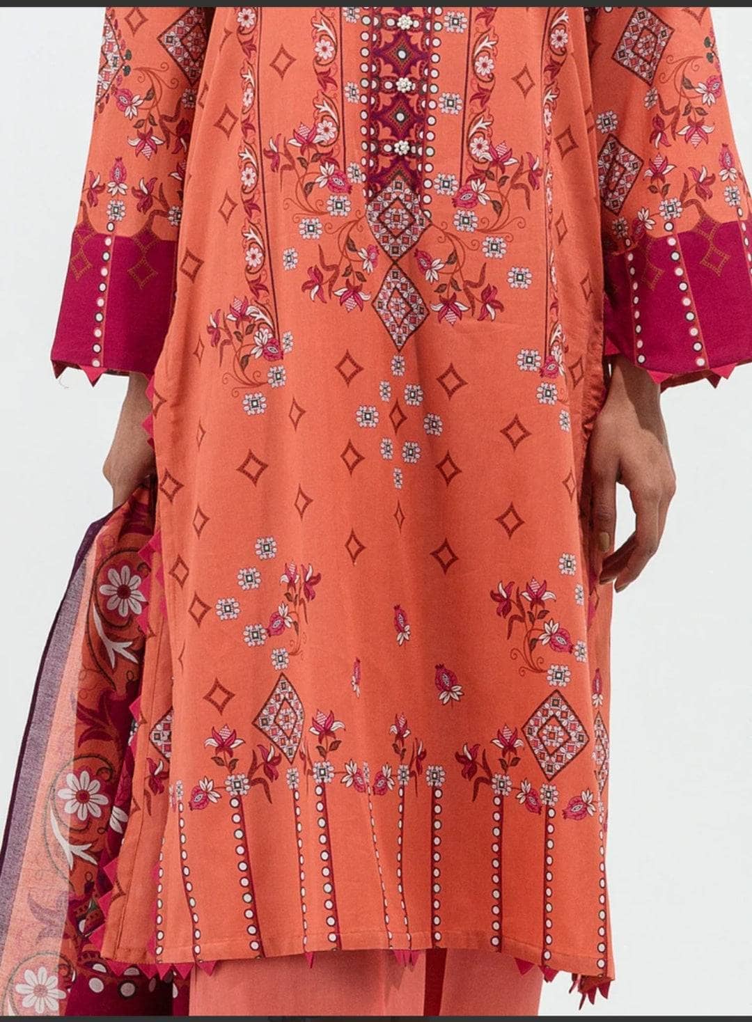 Img_beechtree_lawn_22_awwal_boutique