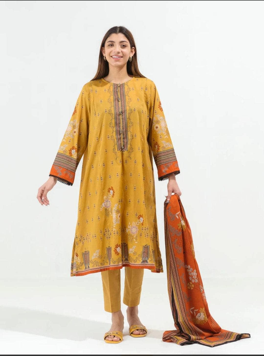 Img_beechtree_lawn_22_awwal_boutique