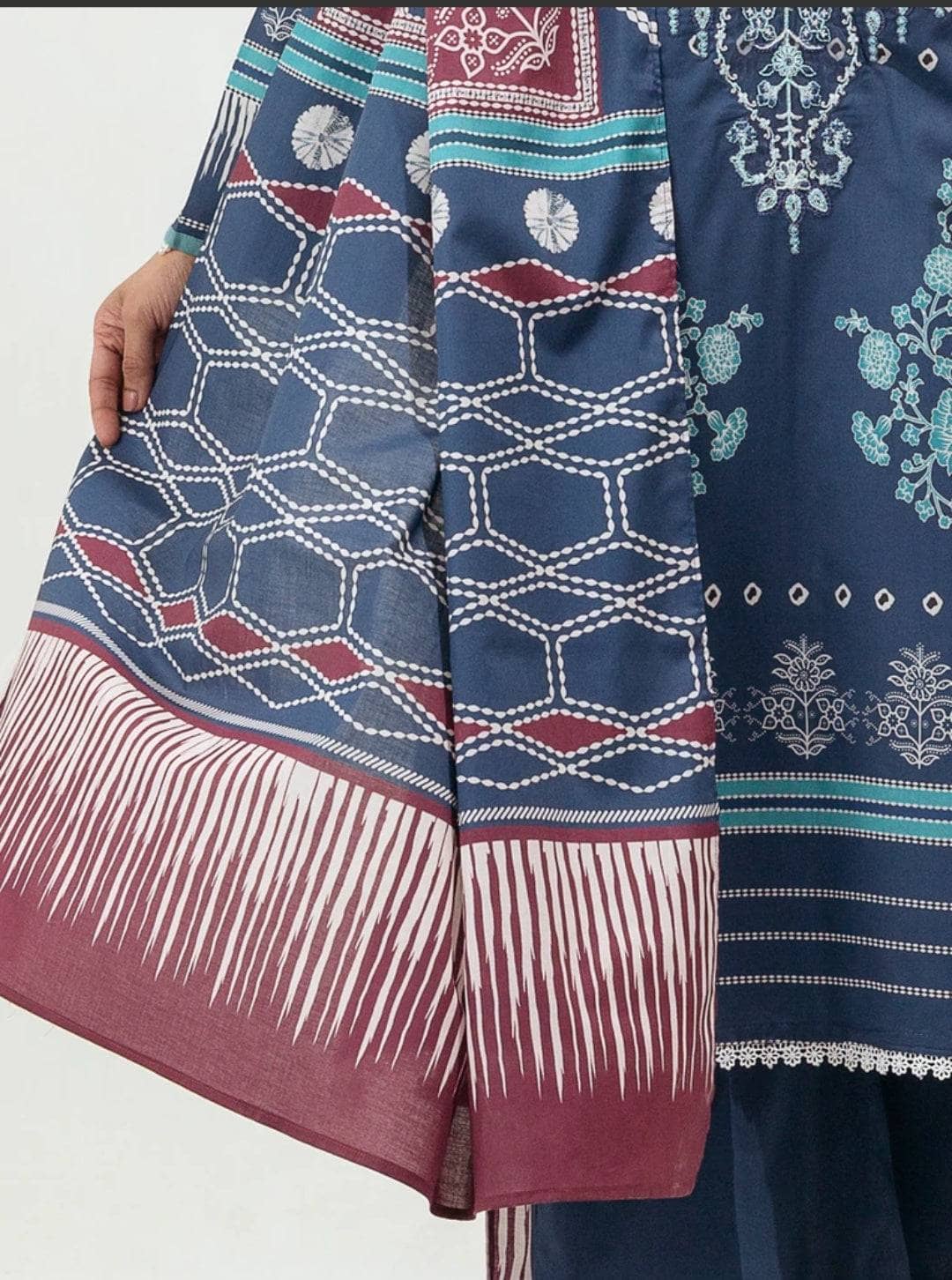 img_beechtree_lawn_22_awwal_boutique