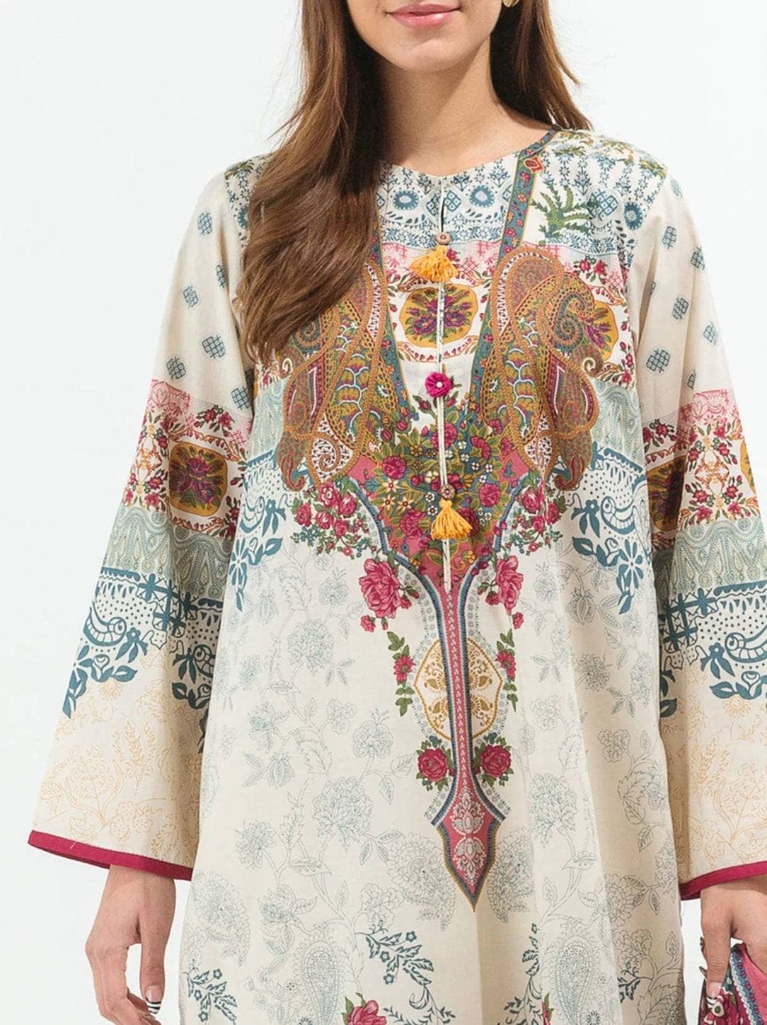 img_beechtree_lawn_22_awwal_boutique